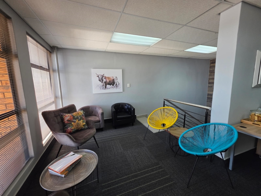 To Let commercial Property for Rent in Langenhovenpark Free State